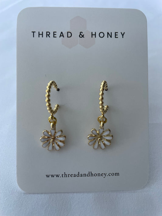 Daisy Beaded Hoop Earrings