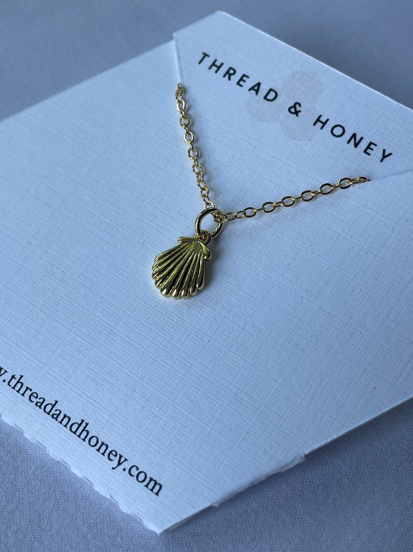 Dainty Seashell Necklace w/ 18" 16K Plated Delicate Chain
