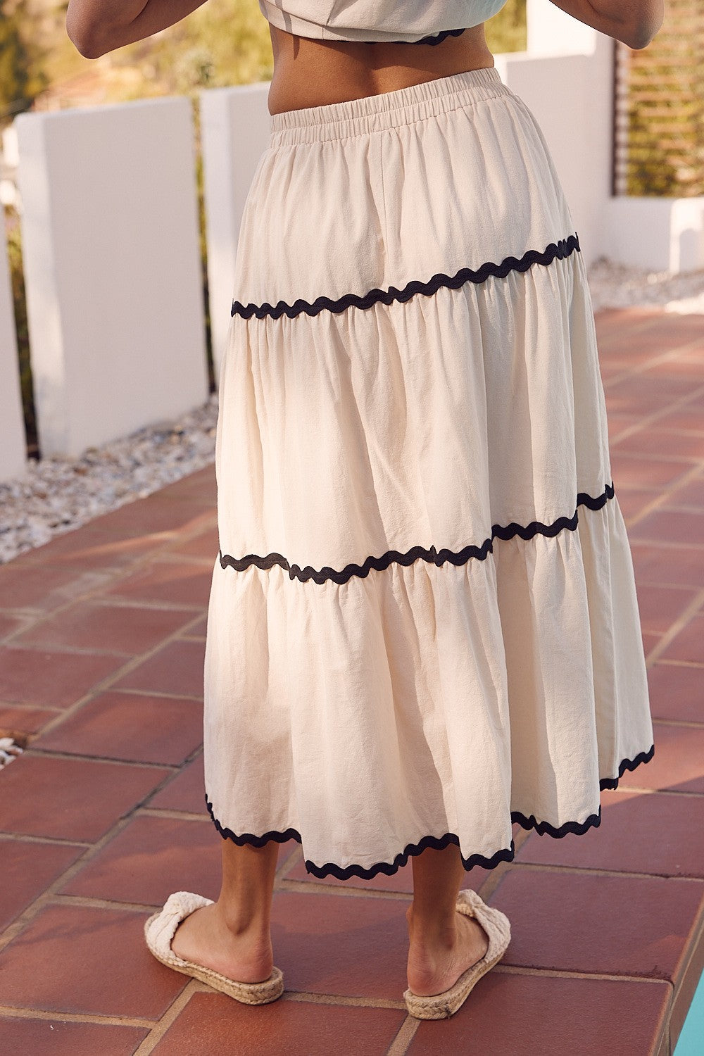 Contrast Tiered Maxi Skirt