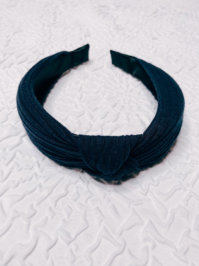 Ribbed Knit Knotted Headband